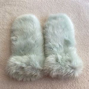 Banana Republic Faux Fur and Leather Mittens.  One size, super soft and warm.